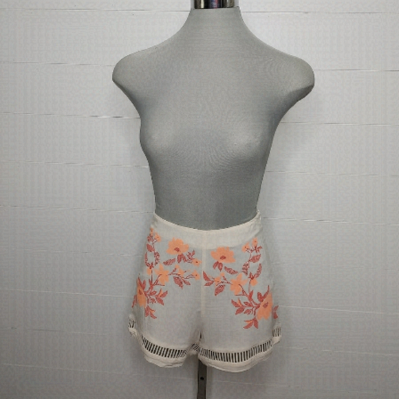 H&m floral short size 4 - Picture 1 of 14